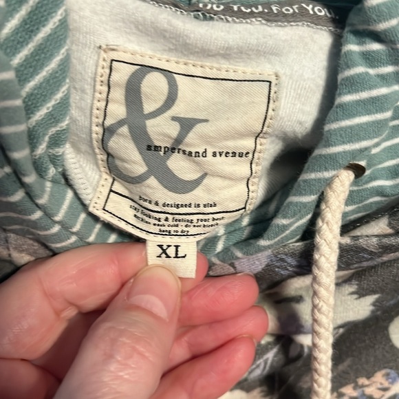 Ampersand be you. Do you. For you hoodie size xl - Picture 3 of 5